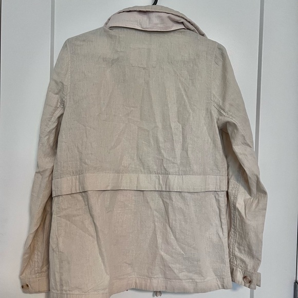A&F Women’s Beige Light Jacket | Size XS - Picture 3 of 4